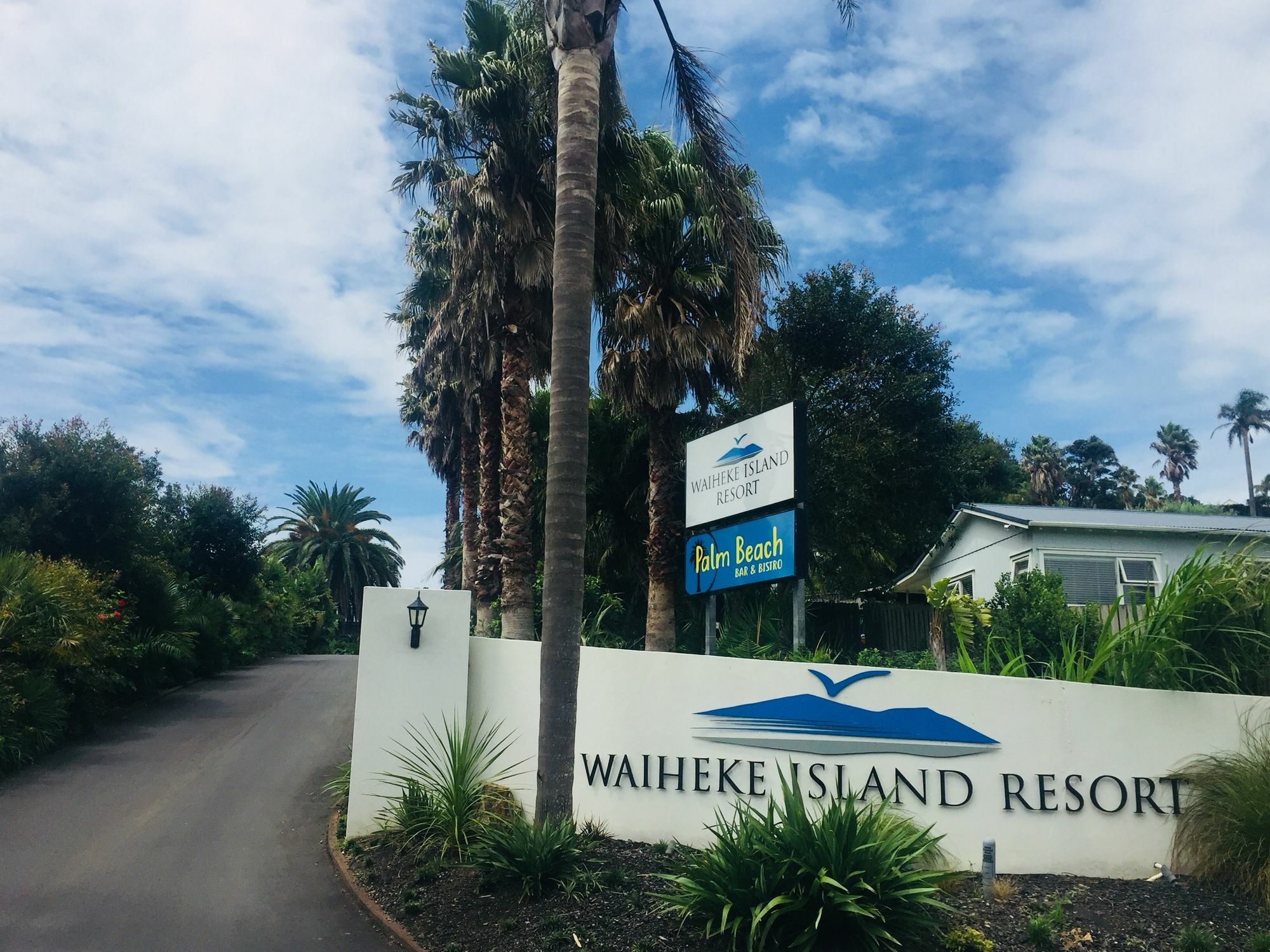 Waiheke Island Resort Conference & Accomodation Centre Ostend Exterior photo